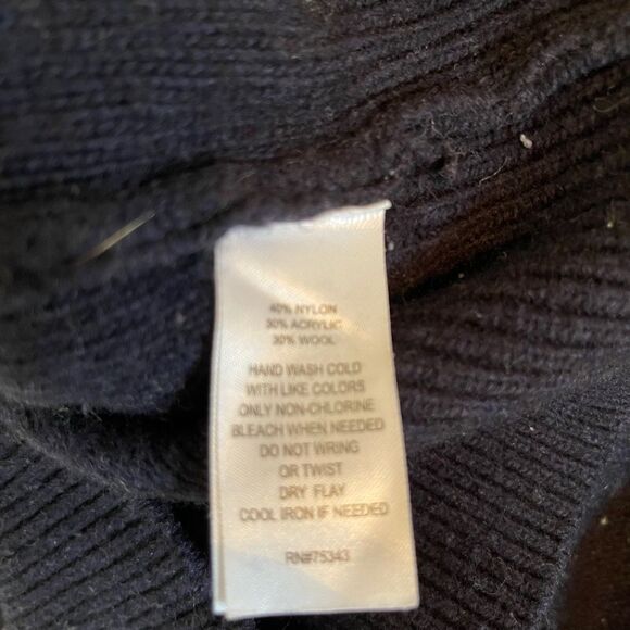 Anopo Hoody Sweater‎ - Picture 3 of 8